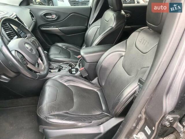 Серый Джип Чероки, объемом двигателя 2.4 л и пробегом 55 тыс. км за 17490 $, фото 19 на Automoto.ua