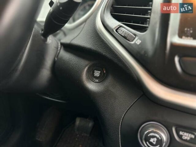 Серый Джип Чероки, объемом двигателя 2.4 л и пробегом 152 тыс. км за 15490 $, фото 27 на Automoto.ua