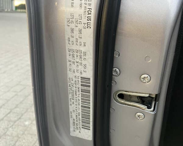 Серый Джип Чероки, объемом двигателя 2.36 л и пробегом 176 тыс. км за 16200 $, фото 25 на Automoto.ua