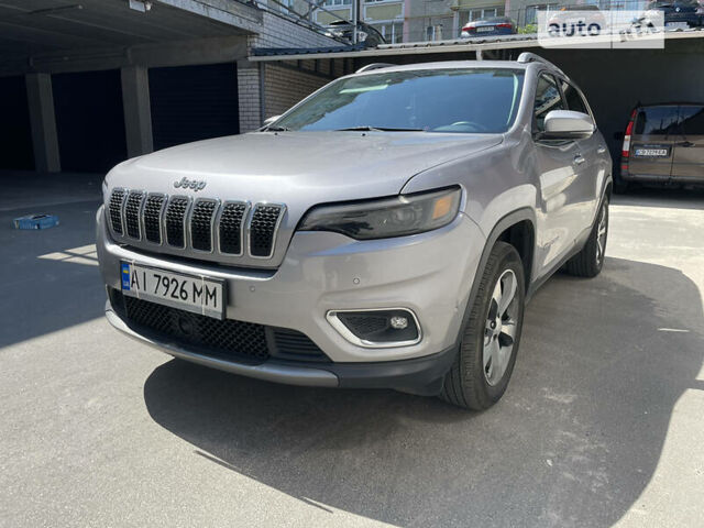 Сірий Джип Cherokee, об'ємом двигуна 3.2 л та пробігом 112 тис. км за 23800 $, фото 1 на Automoto.ua