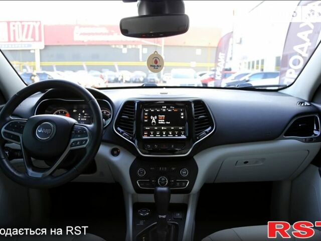 Сірий Джип Cherokee, об'ємом двигуна 3.2 л та пробігом 85 тис. км за 17999 $, фото 7 на Automoto.ua
