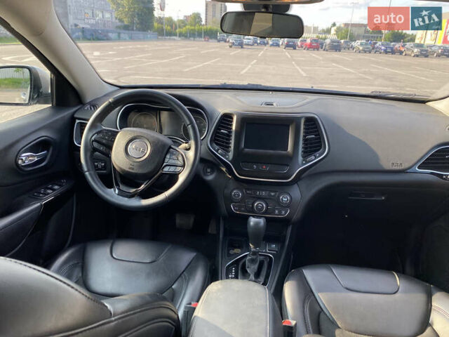 Серый Джип Чероки, объемом двигателя 2.4 л и пробегом 100 тыс. км за 16900 $, фото 7 на Automoto.ua