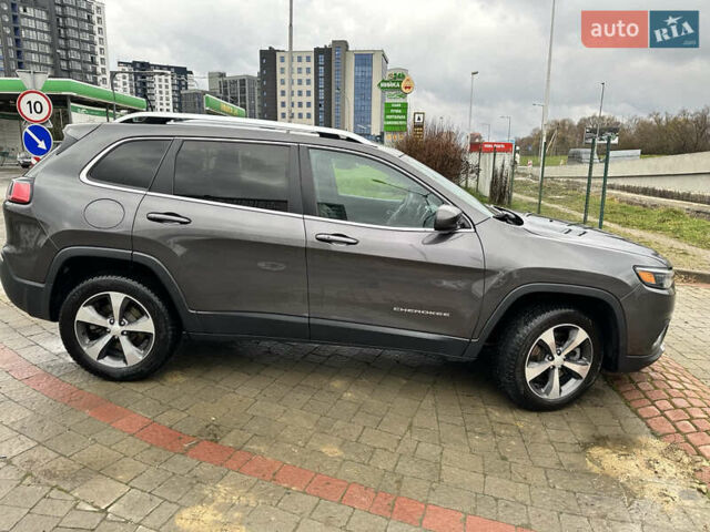 Сірий Джип Cherokee, об'ємом двигуна 2 л та пробігом 142 тис. км за 17100 $, фото 8 на Automoto.ua