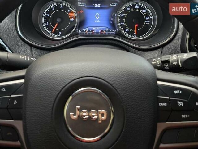 Серый Джип Чероки, объемом двигателя 2.4 л и пробегом 113 тыс. км за 15999 $, фото 7 на Automoto.ua