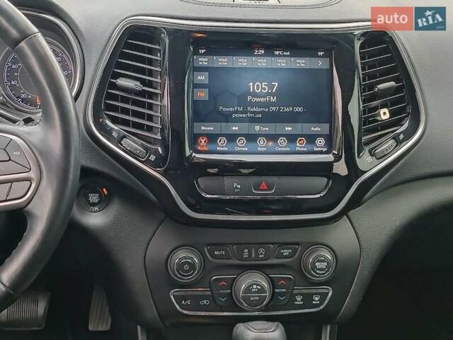 Серый Джип Чероки, объемом двигателя 2.4 л и пробегом 55 тыс. км за 17490 $, фото 16 на Automoto.ua