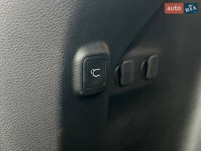 Сірий Джип Cherokee, об'ємом двигуна 3.24 л та пробігом 91 тис. км за 23290 $, фото 9 на Automoto.ua