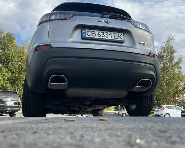 Серый Джип Чероки, объемом двигателя 3.24 л и пробегом 119 тыс. км за 14399 $, фото 5 на Automoto.ua