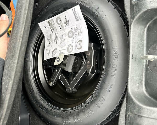 Сірий Джип Cherokee, об'ємом двигуна 2 л та пробігом 142 тис. км за 17100 $, фото 12 на Automoto.ua