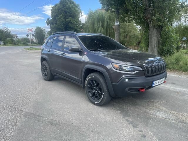 Серый Джип Чероки, объемом двигателя 3.2 л и пробегом 147 тыс. км за 19000 $, фото 2 на Automoto.ua