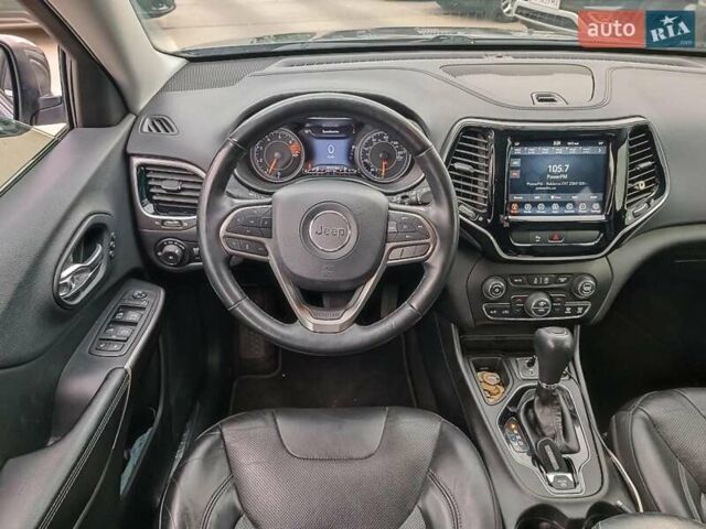Серый Джип Чероки, объемом двигателя 2.4 л и пробегом 55 тыс. км за 17490 $, фото 15 на Automoto.ua