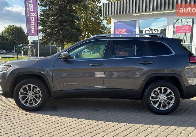 Сірий Джип Cherokee, об'ємом двигуна 1.99 л та пробігом 117 тис. км за 17500 $, фото 5 на Automoto.ua