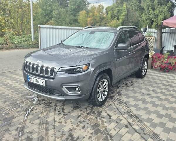 Серый Джип Чероки, объемом двигателя 2.36 л и пробегом 124 тыс. км за 15400 $, фото 2 на Automoto.ua