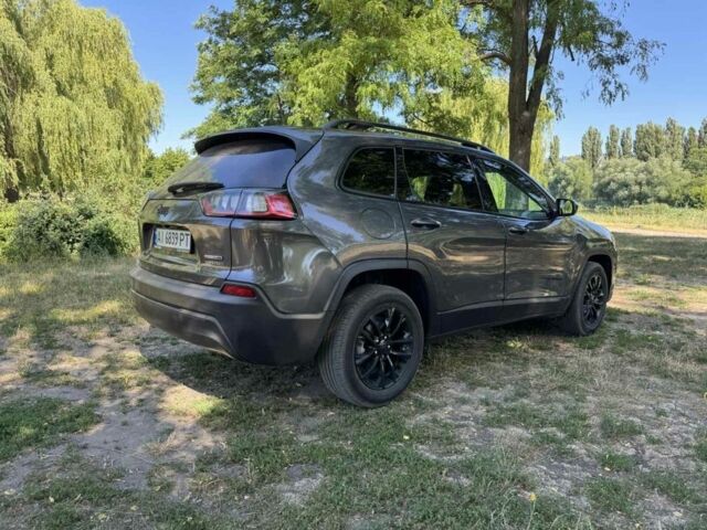 Серый Джип Чероки, объемом двигателя 2.4 л и пробегом 88 тыс. км за 16100 $, фото 3 на Automoto.ua