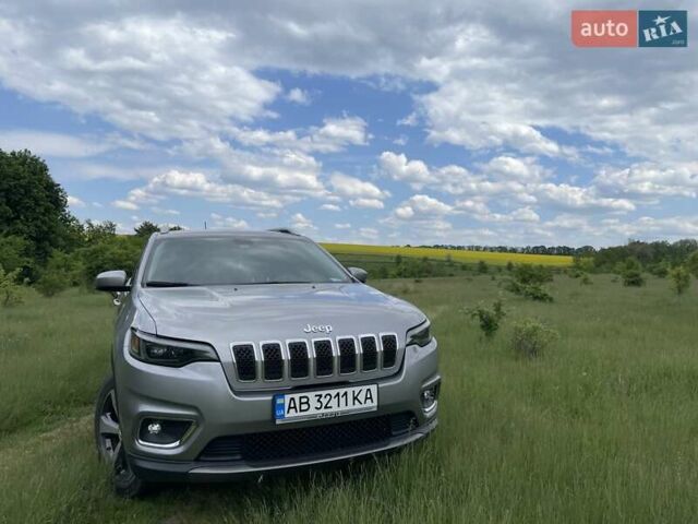 Сірий Джип Cherokee, об'ємом двигуна 2.4 л та пробігом 112 тис. км за 18900 $, фото 7 на Automoto.ua