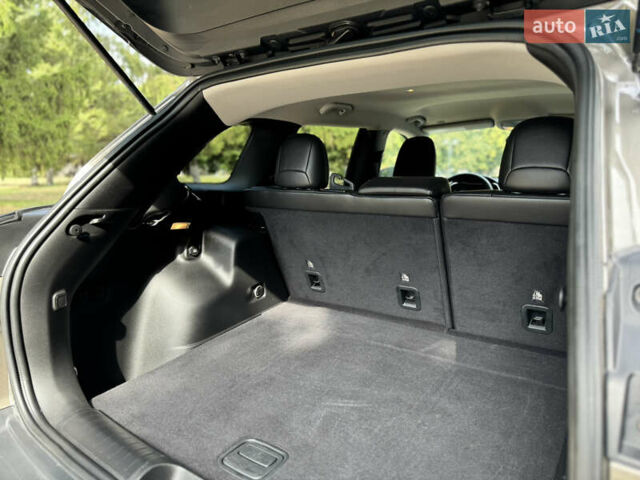 Сірий Джип Cherokee, об'ємом двигуна 3.24 л та пробігом 92 тис. км за 16500 $, фото 24 на Automoto.ua
