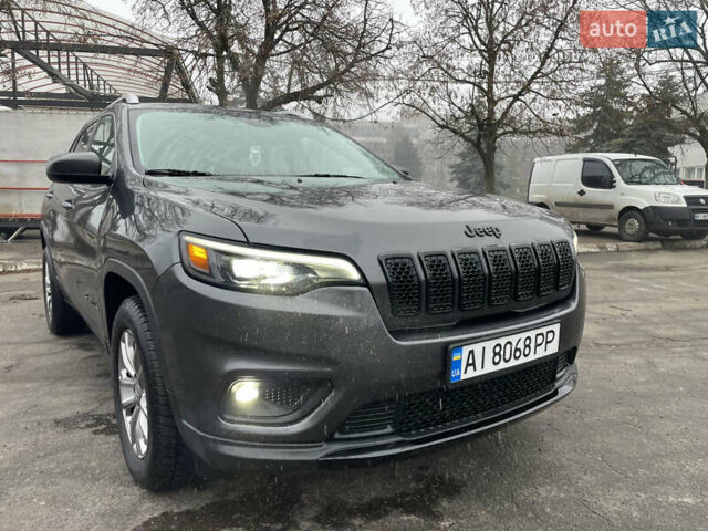 Серый Джип Чероки, объемом двигателя 2.4 л и пробегом 210 тыс. км за 14500 $, фото 4 на Automoto.ua