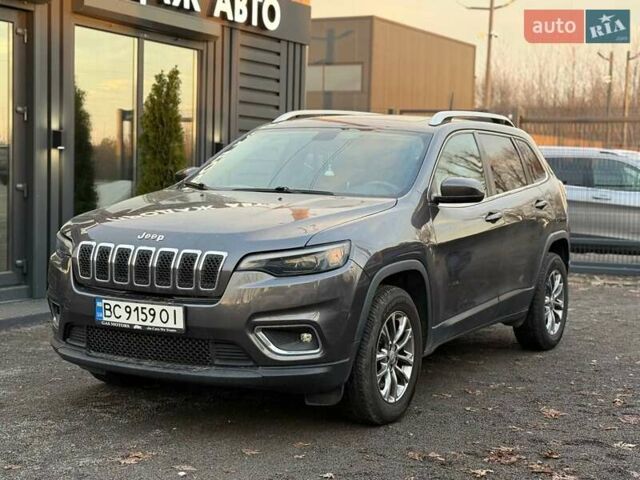 Сірий Джип Cherokee, об'ємом двигуна 2.36 л та пробігом 96 тис. км за 15900 $, фото 1 на Automoto.ua