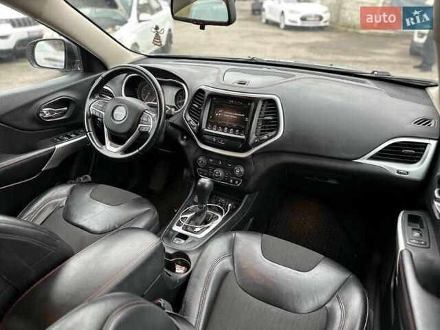 Серый Джип Чероки, объемом двигателя 2.4 л и пробегом 152 тыс. км за 15490 $, фото 17 на Automoto.ua