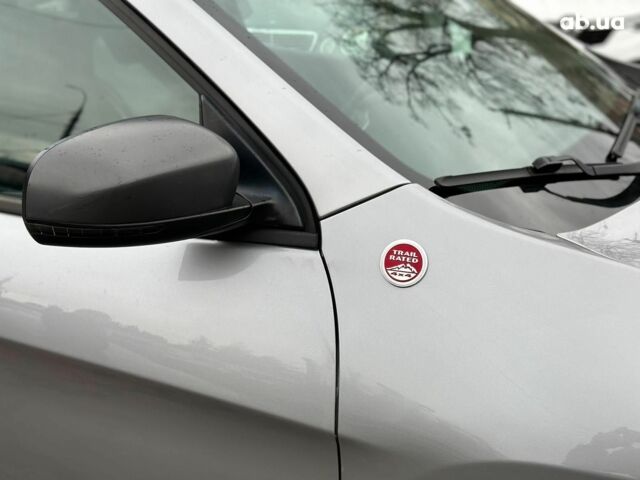 Серый Джип Чероки, объемом двигателя 2.4 л и пробегом 152 тыс. км за 15490 $, фото 13 на Automoto.ua