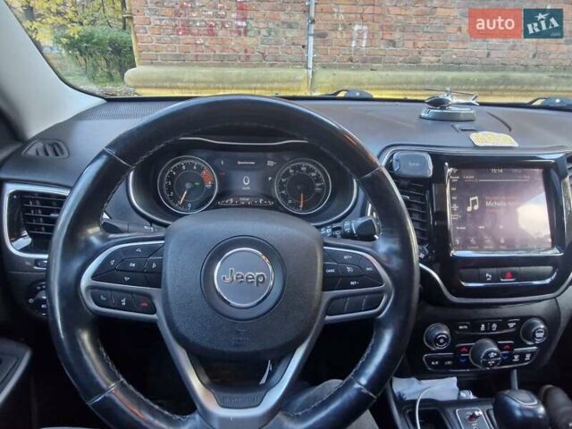 Серый Джип Чероки, объемом двигателя 3.24 л и пробегом 119 тыс. км за 18499 $, фото 17 на Automoto.ua