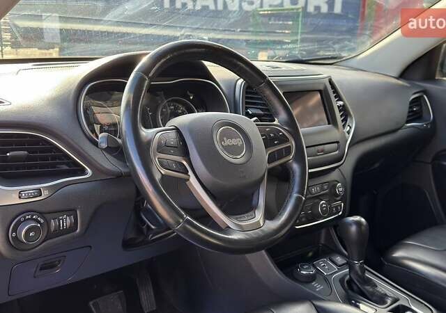 Сірий Джип Cherokee, об'ємом двигуна 1.99 л та пробігом 117 тис. км за 17500 $, фото 10 на Automoto.ua