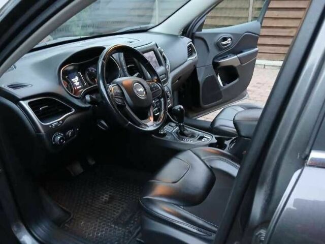 Серый Джип Чероки, объемом двигателя 2.4 л и пробегом 99 тыс. км за 13400 $, фото 8 на Automoto.ua