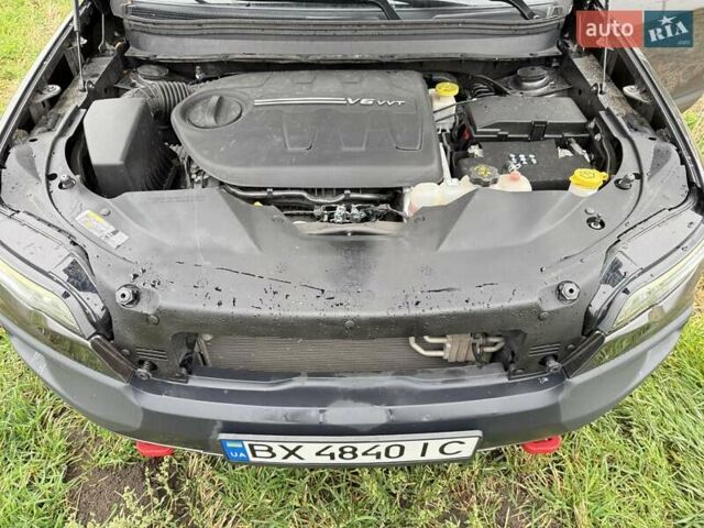 Сірий Джип Cherokee, об'ємом двигуна 3.2 л та пробігом 197 тис. км за 18900 $, фото 11 на Automoto.ua