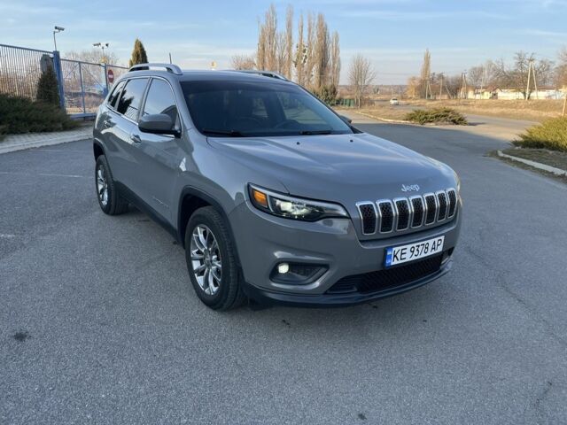 Серый Джип Чероки, объемом двигателя 2.4 л и пробегом 123 тыс. км за 16500 $, фото 2 на Automoto.ua