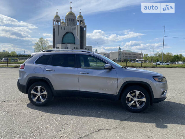 Сірий Джип Cherokee, об'ємом двигуна 3.24 л та пробігом 95 тис. км за 22500 $, фото 3 на Automoto.ua