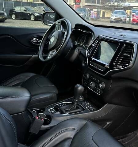 Серый Джип Чероки, объемом двигателя 3.2 л и пробегом 182 тыс. км за 14800 $, фото 18 на Automoto.ua