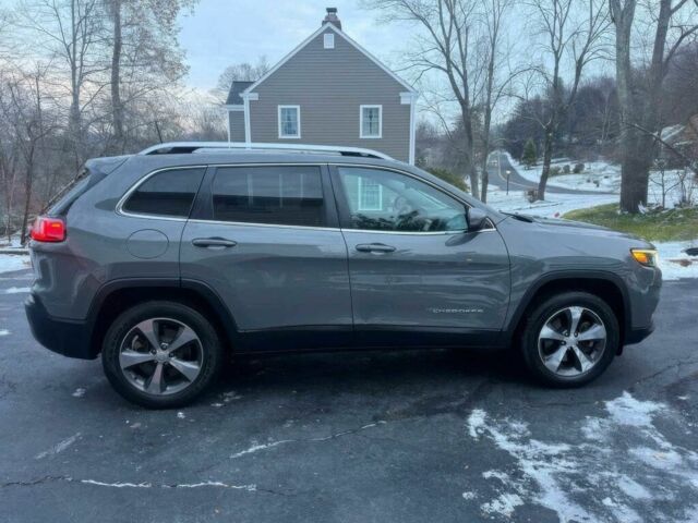 Серый Джип Чероки, объемом двигателя 3.2 л и пробегом 33 тыс. км за 7500 $, фото 2 на Automoto.ua