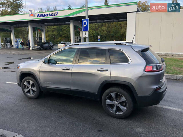 Серый Джип Чероки, объемом двигателя 3.24 л и пробегом 83 тыс. км за 17990 $, фото 10 на Automoto.ua