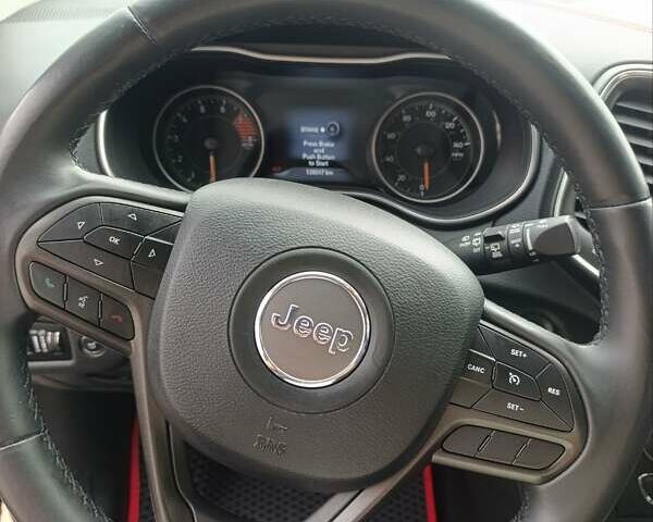 Джип Чероки 2019 в Нежине на Automoto.ua Серый Джип Чероки, объемом двигателя 3.2 л и пробегом 138 тыс. км за 21900 $, фото 5 на Automoto.ua