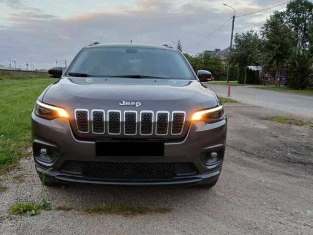 Серый Джип Чероки, объемом двигателя 2.4 л и пробегом 99 тыс. км за 13400 $, фото 2 на Automoto.ua