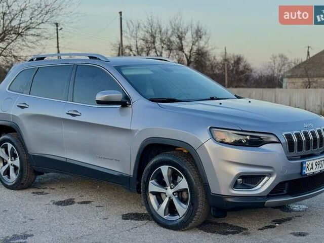 Сірий Джип Cherokee, об'ємом двигуна 3.24 л та пробігом 87 тис. км за 19900 $, фото 5 на Automoto.ua