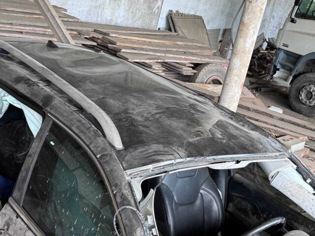 Серый Джип Чероки, объемом двигателя 3.2 л и пробегом 100 тыс. км за 10000 $, фото 2 на Automoto.ua