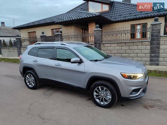 Серый Джип Чероки, объемом двигателя 3.2 л и пробегом 205 тыс. км за 15700 $, фото 4 на Automoto.ua