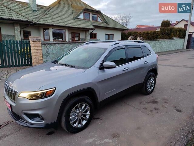 Серый Джип Чероки, объемом двигателя 3.2 л и пробегом 205 тыс. км за 15700 $, фото 5 на Automoto.ua