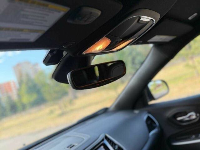 Сірий Джип Cherokee, об'ємом двигуна 3.2 л та пробігом 11 тис. км за 22799 $, фото 14 на Automoto.ua