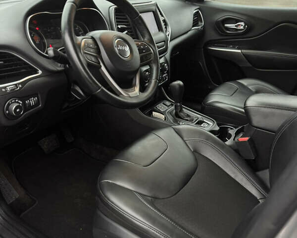 Сірий Джип Cherokee, об'ємом двигуна 2.36 л та пробігом 198 тис. км за 15200 $, фото 64 на Automoto.ua