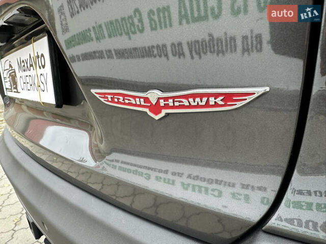 Джип Чероки 2019 в Черкассах на Automoto.ua Серый Джип Чероки, объемом двигателя 3.2 л и пробегом 70 тыс. км за 21500 $, фото 14 на Automoto.ua