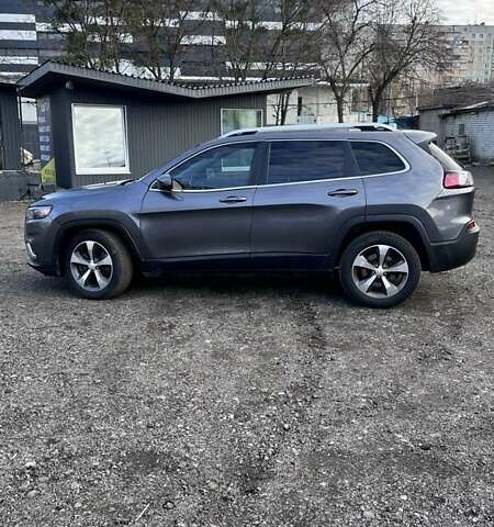 Серый Джип Чероки, объемом двигателя 3.2 л и пробегом 182 тыс. км за 14800 $, фото 6 на Automoto.ua