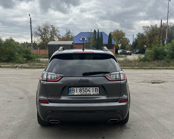 Джип Чероки 2019 в Полтаве на Automoto.ua Серый Джип Чероки, объемом двигателя 3.2 л и пробегом 68 тыс. км за 24700 $, фото 5 на Automoto.ua