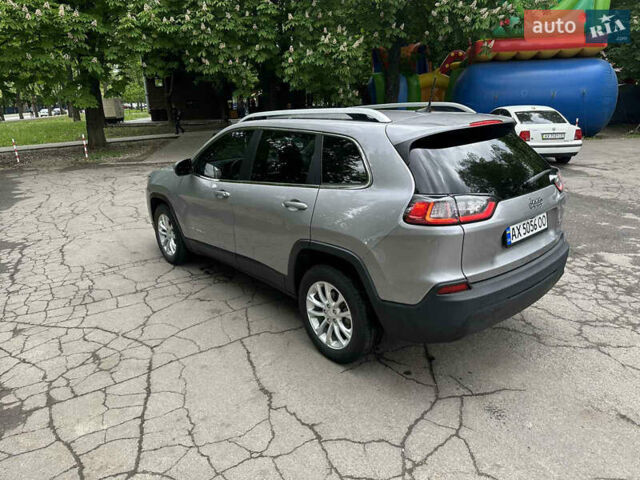 Серый Джип Чероки, объемом двигателя 2.36 л и пробегом 139 тыс. км за 16600 $, фото 15 на Automoto.ua