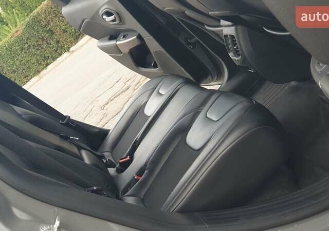 Серый Джип Чероки, объемом двигателя 3.24 л и пробегом 61 тыс. км за 19000 $, фото 41 на Automoto.ua