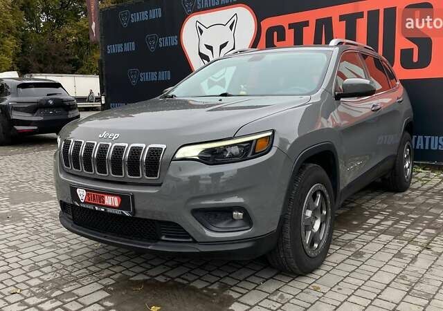 Сірий Джип Cherokee, об'ємом двигуна 3.24 л та пробігом 125 тис. км за 19000 $, фото 2 на Automoto.ua