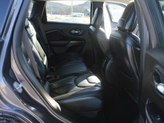 Серый Джип Чероки, объемом двигателя 3.2 л и пробегом 41 тыс. км за 7600 $, фото 11 на Automoto.ua