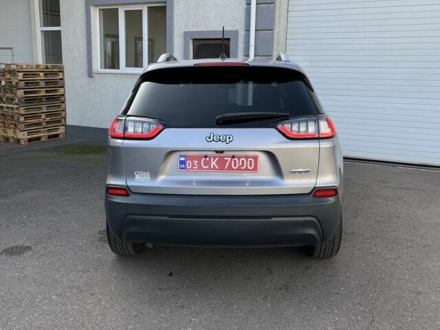 Серый Джип Чероки, объемом двигателя 2.4 л и пробегом 103 тыс. км за 15950 $, фото 3 на Automoto.ua