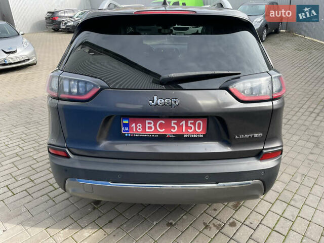 Сірий Джип Cherokee, об'ємом двигуна 2.36 л та пробігом 160 тис. км за 16500 $, фото 8 на Automoto.ua