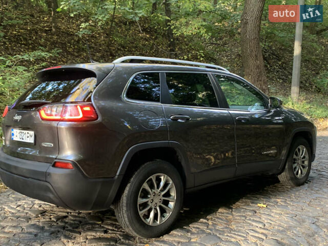 Серый Джип Чероки, объемом двигателя 2.36 л и пробегом 80 тыс. км за 17200 $, фото 6 на Automoto.ua